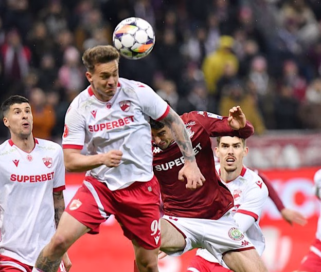Rapid învinge Dinamo cu 1-0 în derby-ul bucureștean și obține prima victorie în play-off