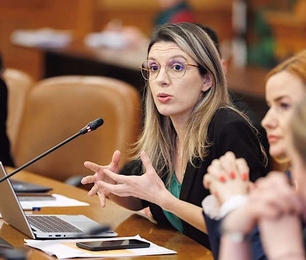 Calitatea aerului, inclusă oficial în lege ca factor în calcularea prejudiciilor de mediu. Parlamentul face un pas important împotriva poluatorilor