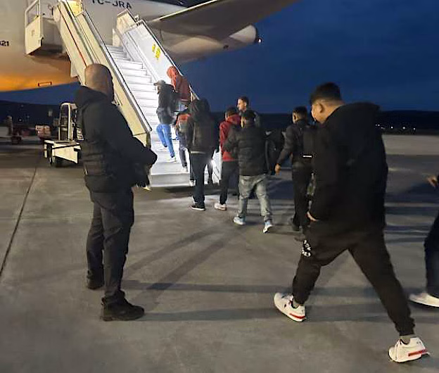Zece migranți din Asia și Africa, expulzați din România cu interdicție de cinci ani în UE