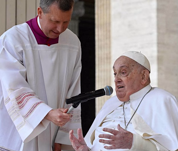 Un Paște al speranței: Papa Francisc reapare și cheamă lumea la umanitate și pace