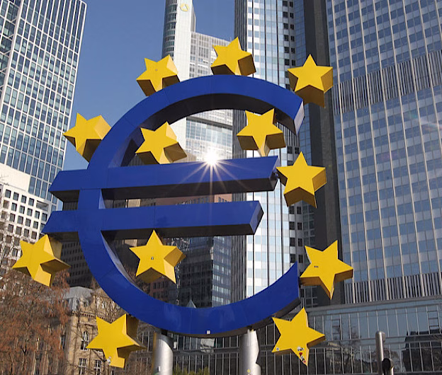 Piețele bursiere europene revin pe creștere după declarațiile optimiste ale Christinei Lagarde privind inflația din zona euro