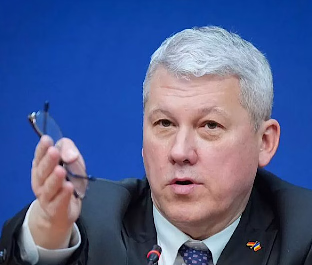 PNL trage semnalul de alarmă: Predoiu și liderii liberali avertizează asupra riscului unui „faliment național” în cazul unei victorii a lui George Simion