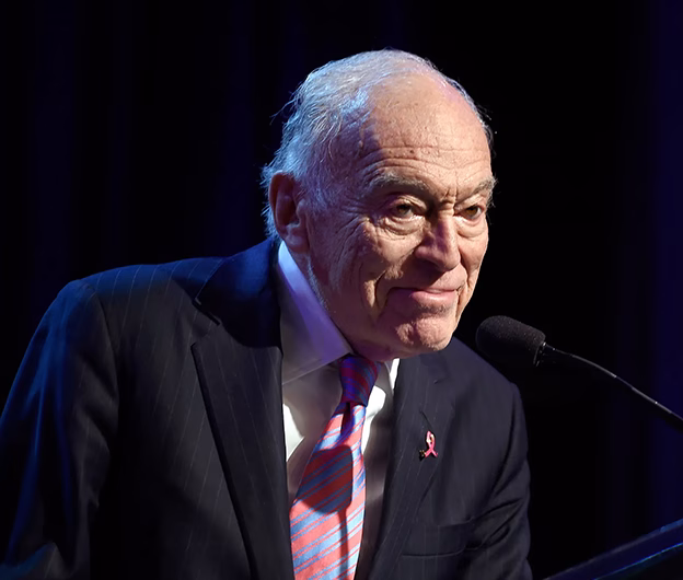 Leonard Lauder, omul care a transformat numele Estee Lauder într-un imperiu global al frumuseții, a murit la 92 de ani