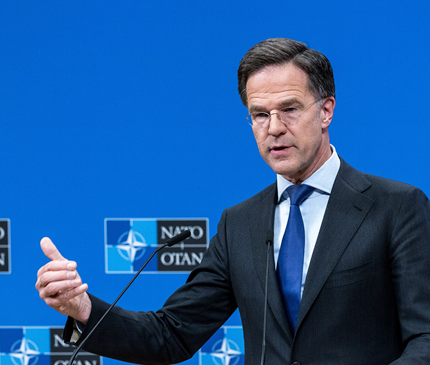 Mark Rutte: NATO nu îşi poate permite să doboare drone cu rachete ...