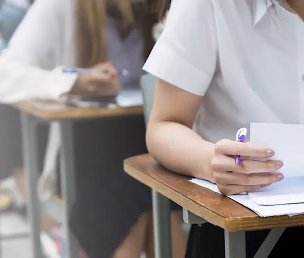 A început înscrierea pentru examenul de Bacalaureat 2025: ce trebuie să știe elevii și părinții