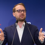 Dominic Fritz explică blocajul din negocierile pentru guvern: „Nu acceptăm ca povara deficitului să cadă pe umerii românilor care muncesc”