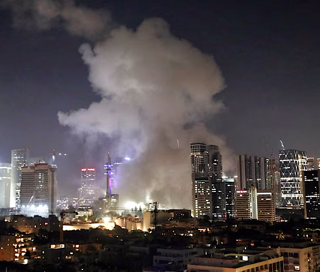 Atac devastator în apropiere de Tel Aviv: O rachetă iraniană a ucis o persoană și a rănit peste 20 în Rishon Lezion