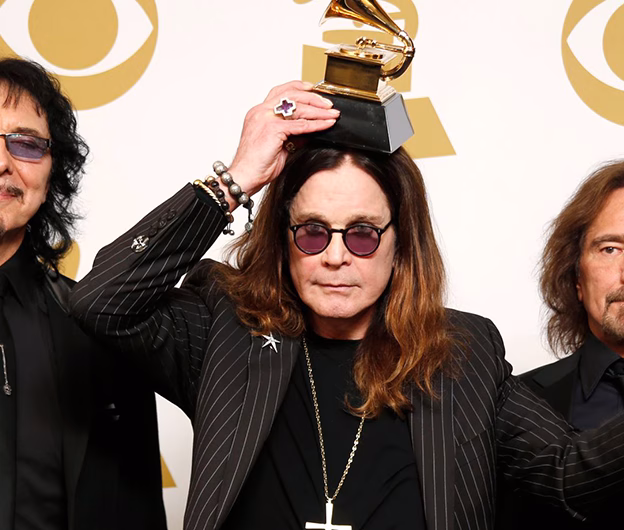 Ozzy Osbourne, legenda heavy metalului, s-a stins din viață la 76 de ani