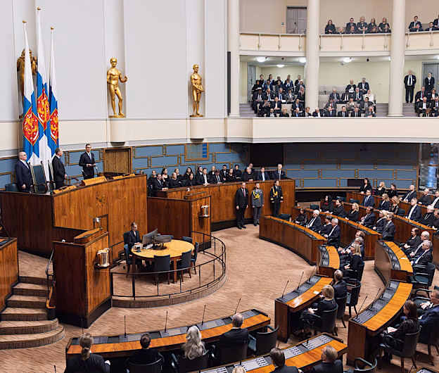Finlanda: Cetățenii ruși și belaruși nu mai au dreptul să cumpere proprietăți din motive de securitate