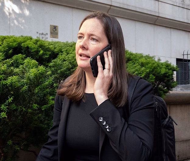 Departamentul Justiţiei o concediază pe Maurene Comey, procuror în cazul Epstein şi fiica fostului director al FBI devenit inamicul lui Trump