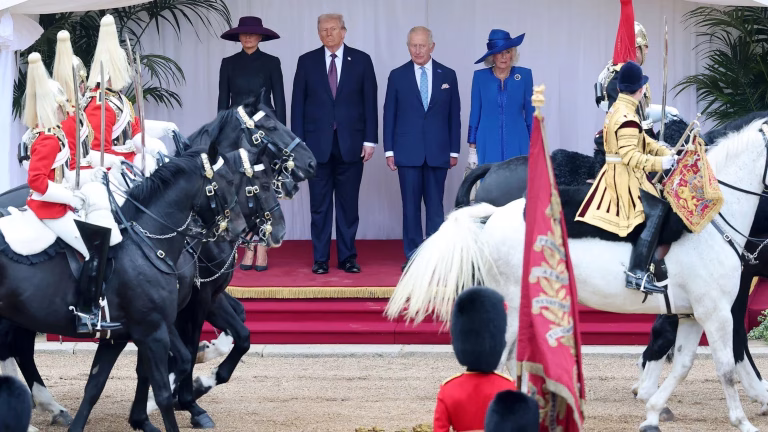 Trump, primit cu fast regal la Windsor