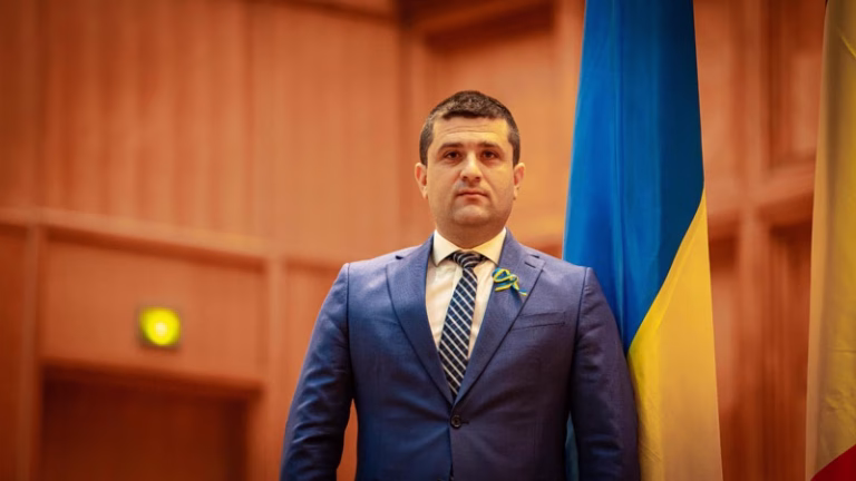 USR anunţă referendum pentru pensiile speciale