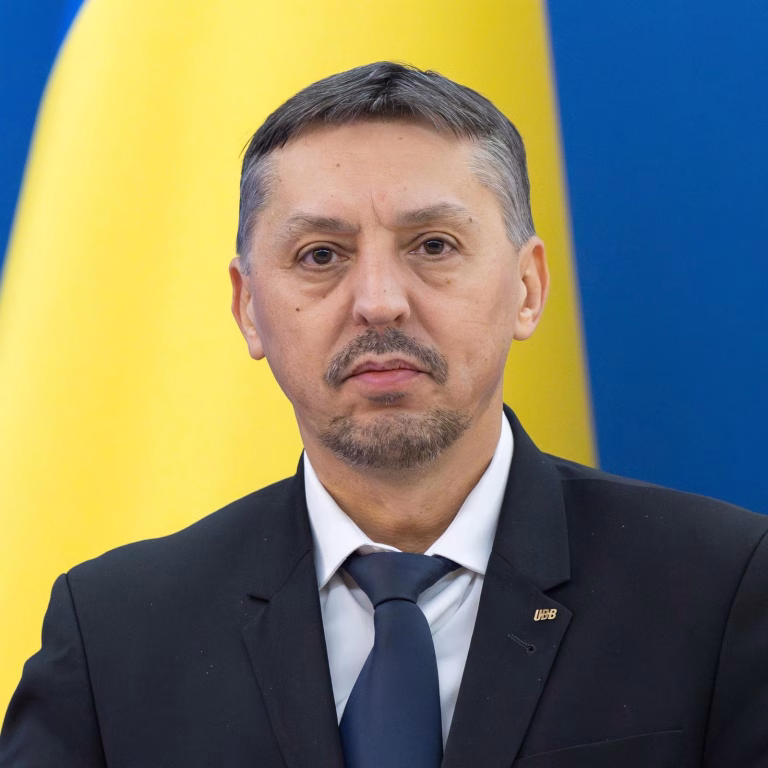 Daniel David demisionează din Guvern înainte de Crăciun