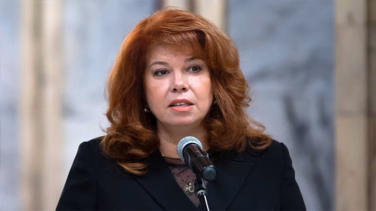 Iliana Iotova, prima femeie președinte interimar al Bulgariei