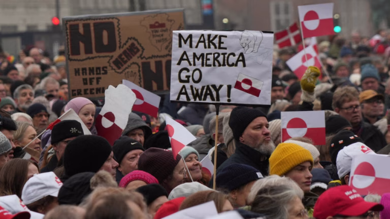 Proteste în Copenhaga în sprijinul veteranilor danezi după declarațiile lui Trump