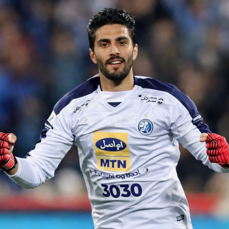 Iranul a condamnat la moarte un fotbalist implicat în protestele recente