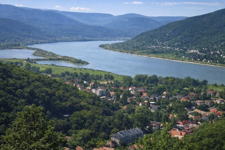 Drone și o navă solară pentru monitorizarea Dunării: Proiect româno-bulgar de 730.000 euro