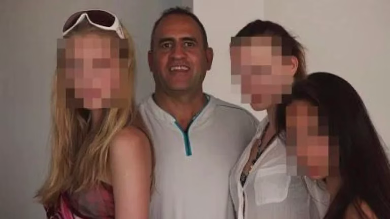 O suedeză își recunoaște violatorul în documente din dosarul Epstein și depune plângere