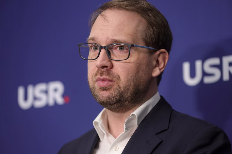 Dominic Fritz: USR nu va vota un guvern cu miniștri-paravan PSD