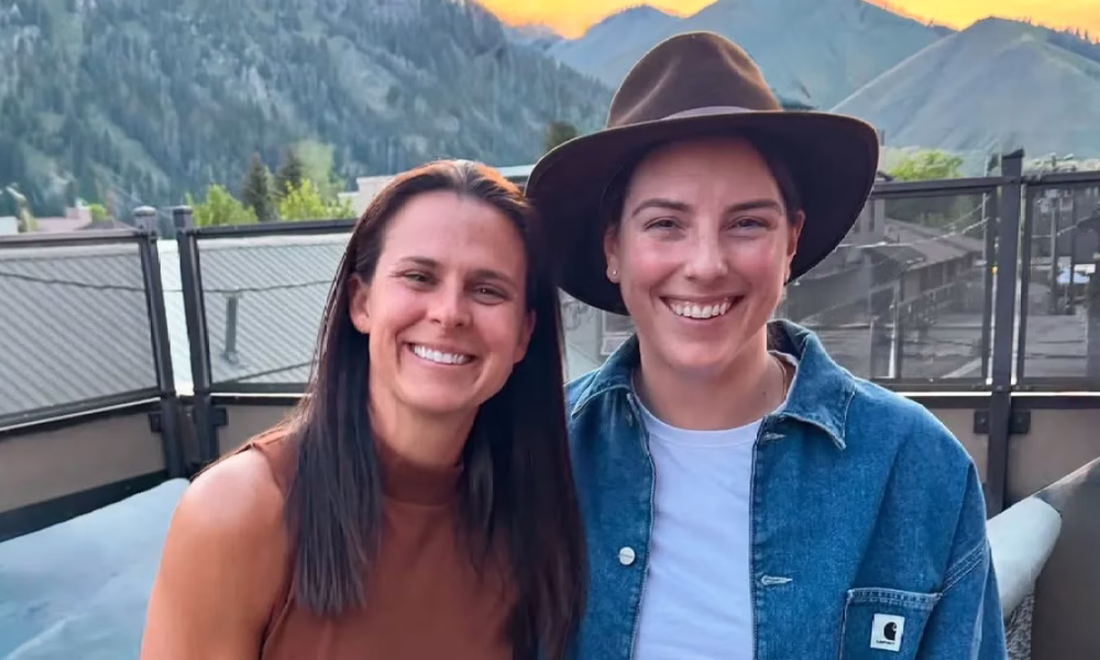 Brittany Bowe, Hilary Knight, Jocurile Olimpice, logodna Milano-Cortina, relatia JO 2022