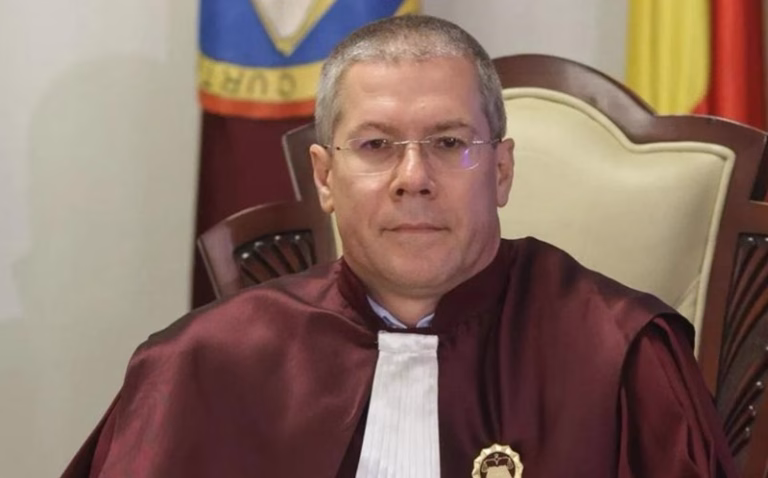 Decizie așteptată la Curtea de Apel București privind un judecător CCR contestat