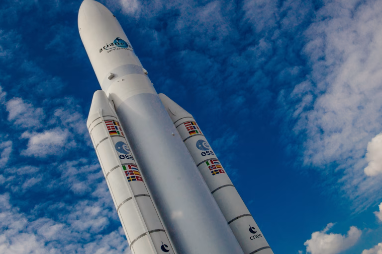 Misiune europeană de amploare: Racheta Ariane 6 lansează 32 de sateliți în spațiu
