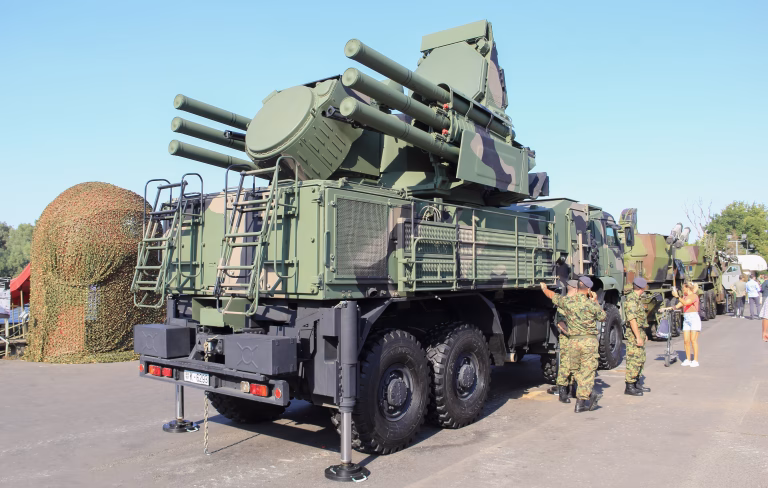 Ucraina anunță distrugerea a jumătate din sistemele de apărare aeriană Pantsir ale Rusiei