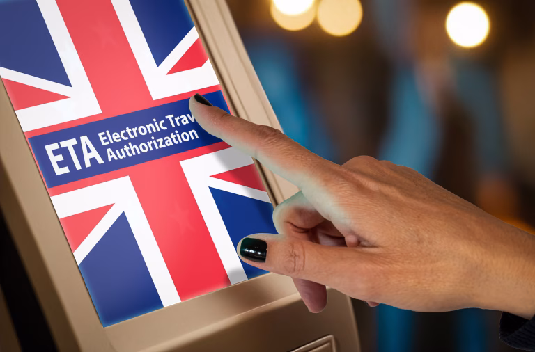 Românii care călătoresc în Marea Britanie, obligați să obțină Autorizația Electronică de Călătorie