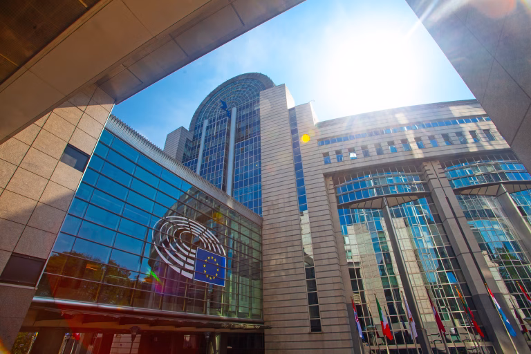 O nouă inițiativă europeană pentru reluarea dialogului cu Rusia