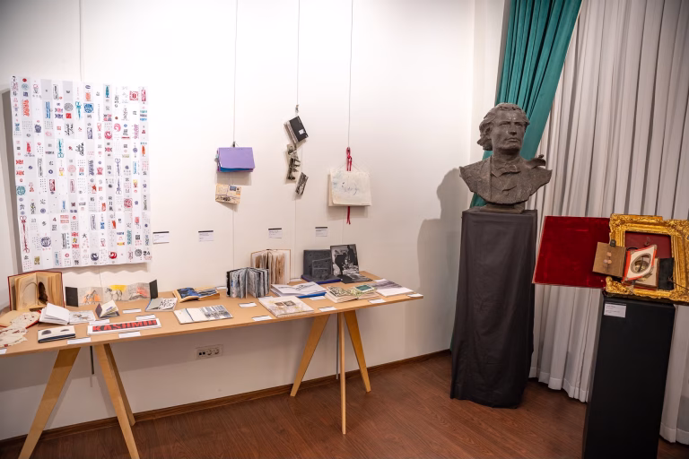 Apel deschis pentru artisti: Book.art.est #2 invita creatorii sa reimagineze  cartea ca obiect de arta Inscrieri pana pe 3 aprilie