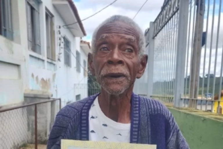 Bărbat de 118 ani dintr-un azil brazilian recunoscut drept cel mai în vârstă om din lume