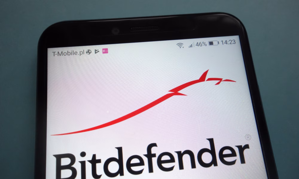 bitdefender, campanie de înșelătorie, controlul contului WhatsApp, FAN Courier, SMS-uri frauduloase