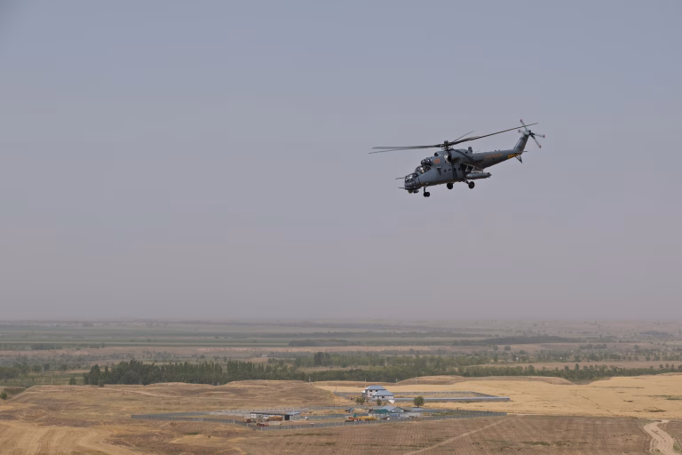 Şapte persoane au murit în urma prăbușirii unui elicopter militar în apele Qatarului