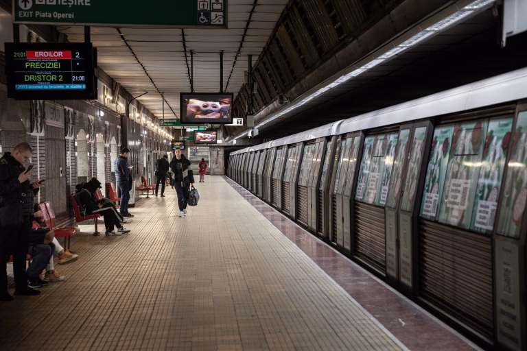 Scumpirea călătoriei cu metroul din București ar putea fi amânată până în iulie
