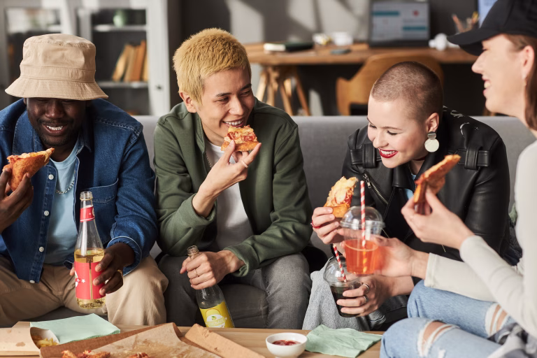 Gen Z transformă peisajul gastronomic din Franța cu apetitul său pentru fast food