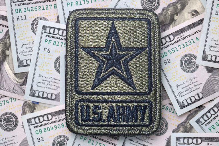 Militar american acuzat de fraudă după ce a câștigat 409.000 de dolari din pariuri