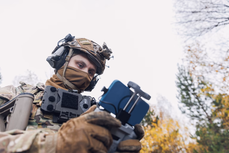 Rusia depășește Europa în producția de armament, avertizează UE