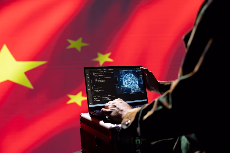 Două persoane condamnate pentru spionaj în favoarea Chinei în Marea Britanie