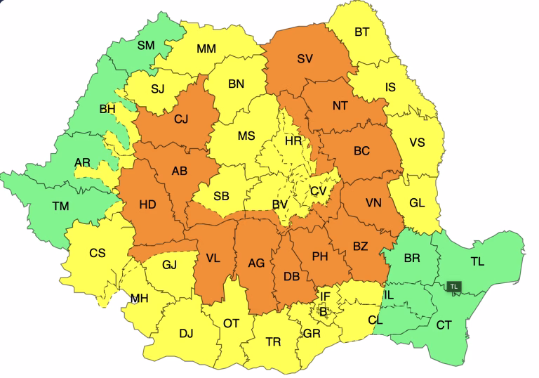 Cod portocaliu și galben de furtuni și vijelii în mare parte din țară, până vineri seară