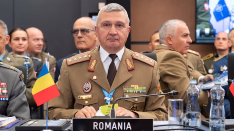 Generalul Vlad Gheorghiță, șeful Armatei, audiat la DNA pentru angajări ilegale