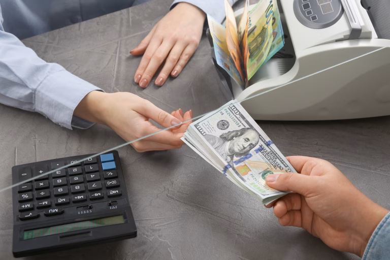 ANAF descoperă nereguli fiscale la 85% dintre casele de schimb valutar verificate