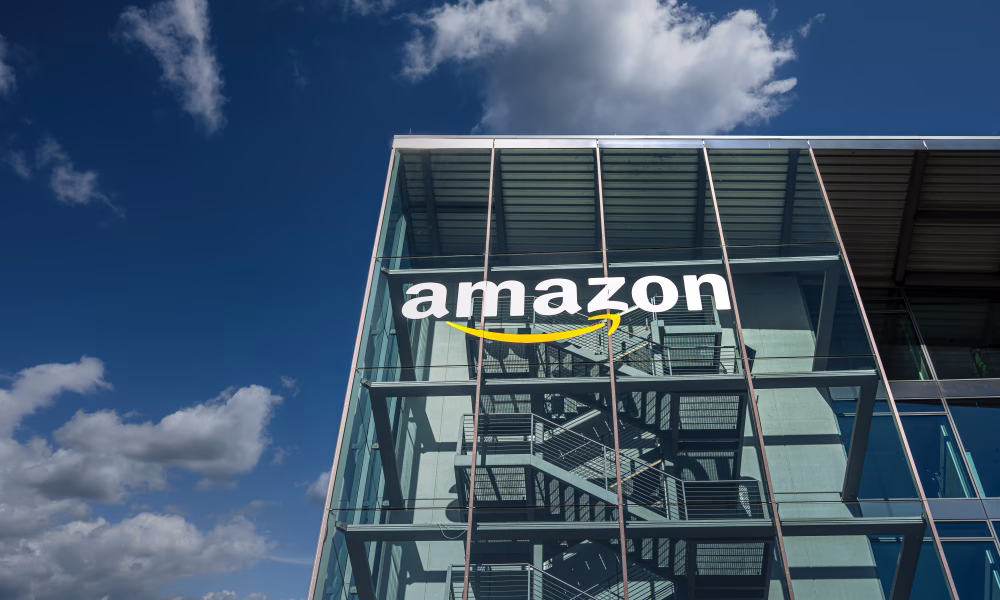 10 miliarde euro, 25.000 locuri de munca, Amazon investeste, centre logistice Europa, robot autonom Proteus