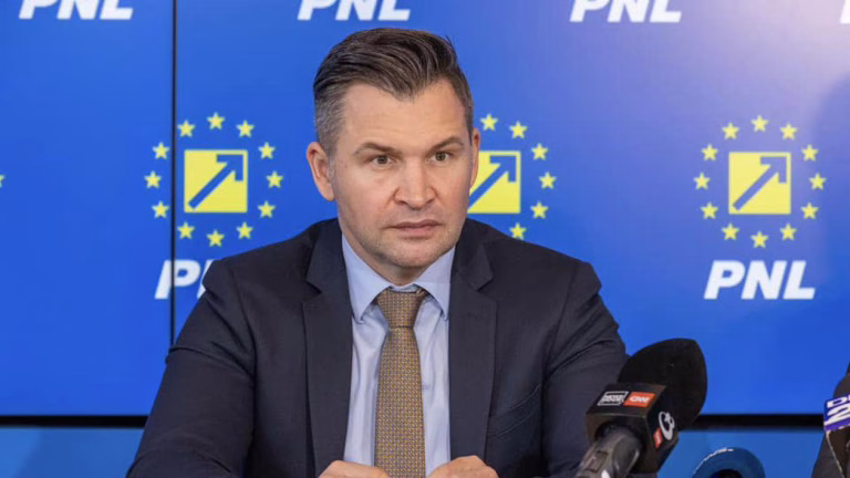 Ionuț Stroe contestă conducerea PNL după decizia Tribunalului București