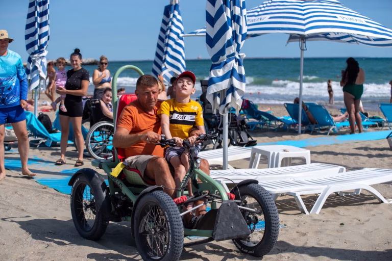 21 de plaje accesibile schimbă litoralul românesc
