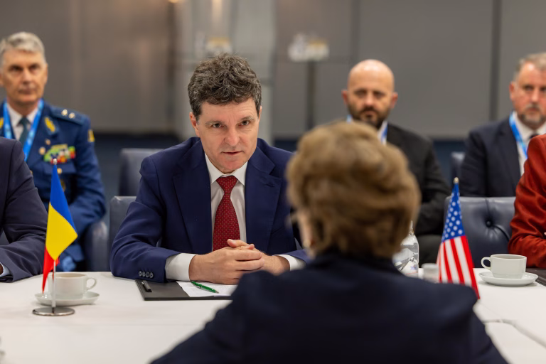 Nicuşor Dan solicită o prezență militară sporită în România la Summitul NATO din Turcia