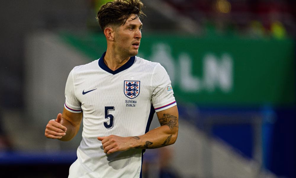 Alessandro Bastoni, Cristian Chivu, Inter Milano, John Stones, transfer Premier League