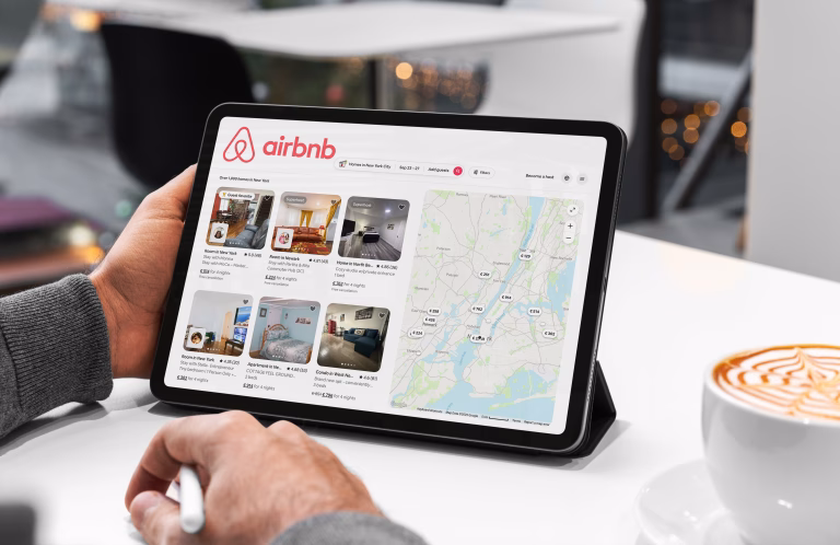 Noi reglementări pentru închirierea apartamentelor pe Airbnb și Booking în România
