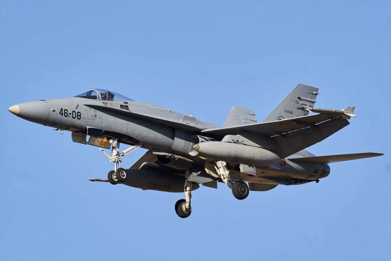 Dronă doborâtă de un F-18 spaniol în apropiere de Galați, România