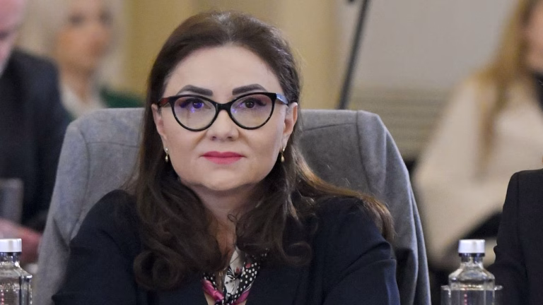 AUR cere demiterea Cristinei Trăilă după urmărirea penală DNA