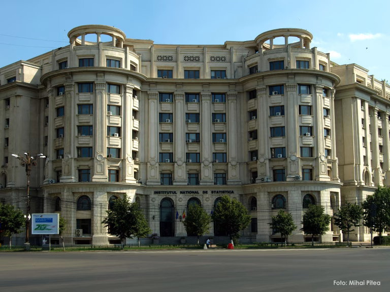 Cifra de afaceri din servicii a scăzut cu 9,3% în iunie 2026